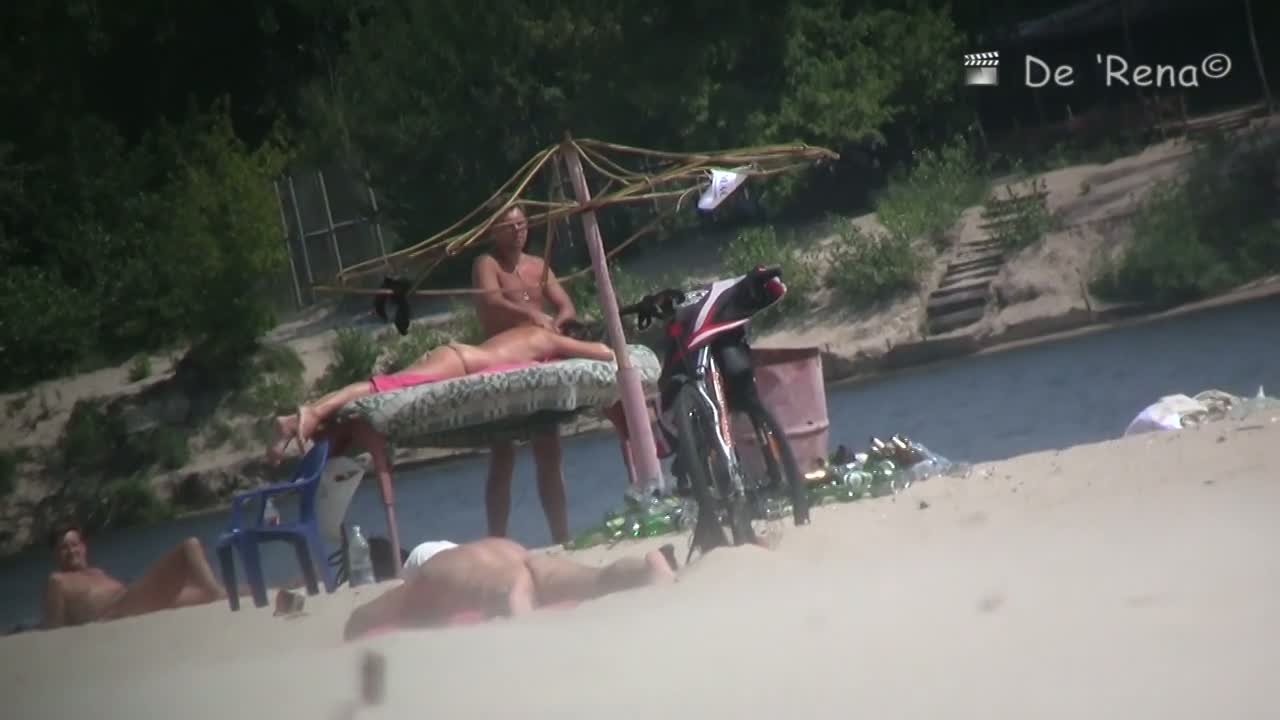Naked chicks at the beach on beach voyeur spy cam compilation