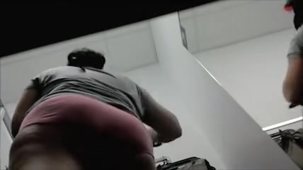 Best big butt in the changing room spied on camera