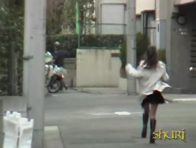Alley sharking odyssey of very surprised Japanese little babe