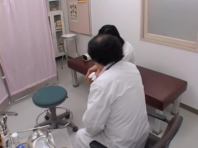 Long haired japanese slut gets a real gyno examination