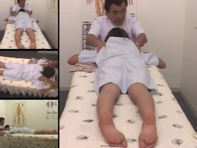 Titless Asian broad enjoys a hot massage on hidden camera