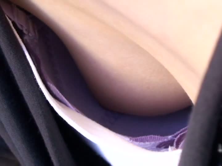 Downblouse sex video filmed by a voyeur