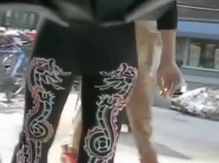 Beau cul dans un legging - Ass in legging