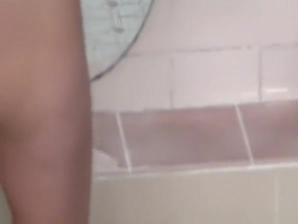 Asian girls caught in shower room pissing