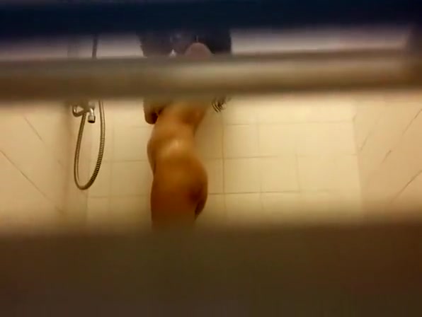 Nice ass ebony teen spied taking a shower