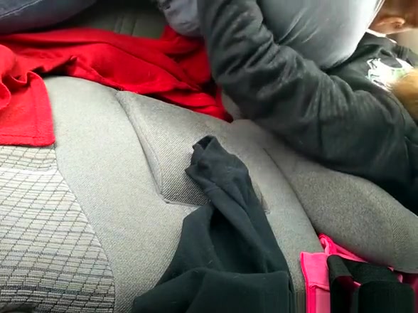 Fat woman blows cock in car backseat