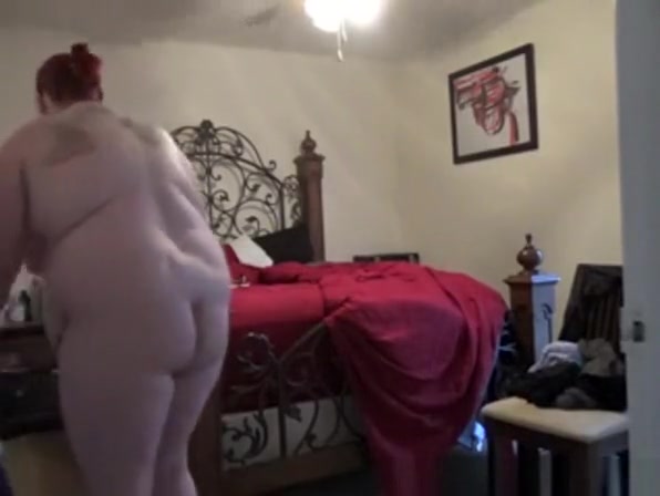 Fat wife sucks tits with vacuum cleaner