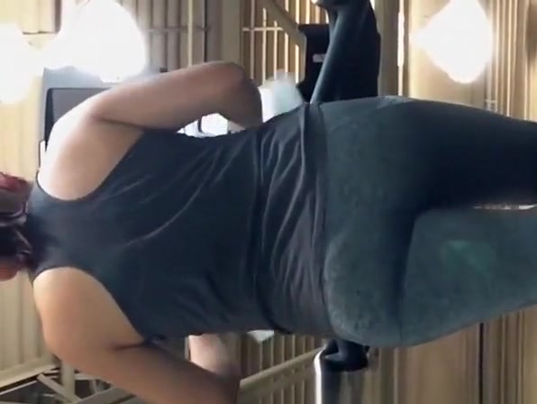 Latin milf with big booty in the gym