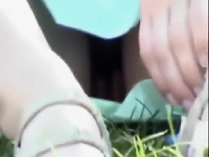 Neatly trimmed pussy caught in the park