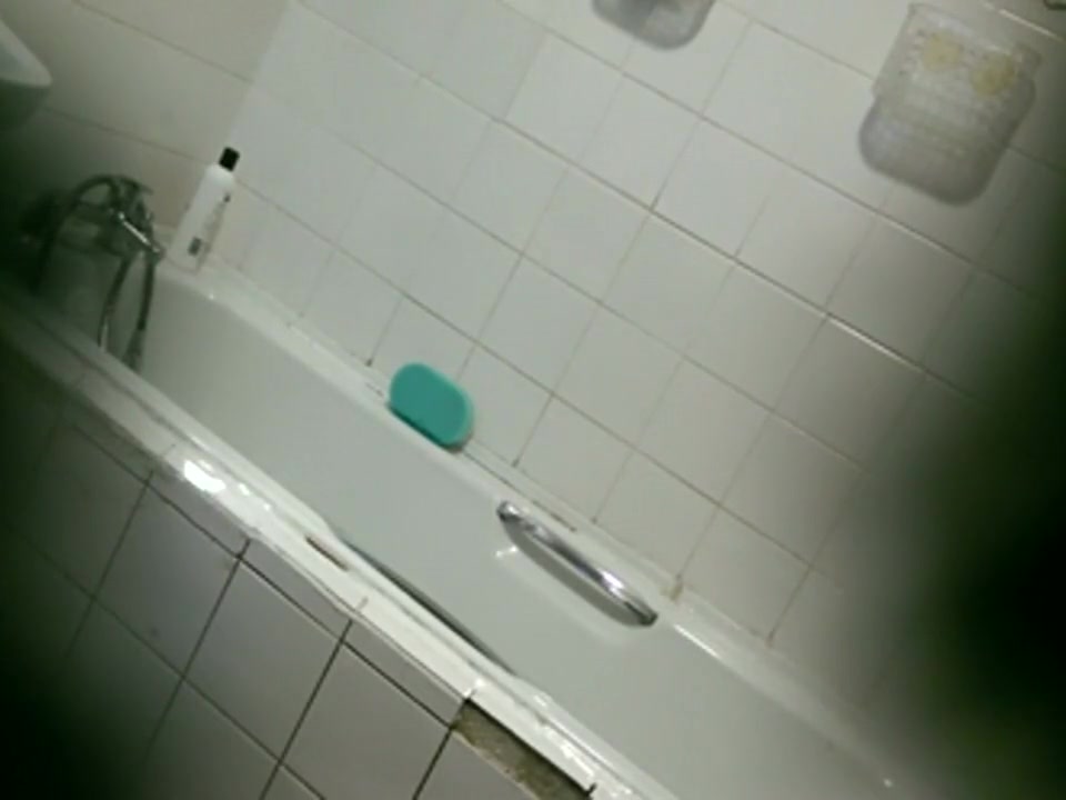 Stepsister spied nude in bathroom