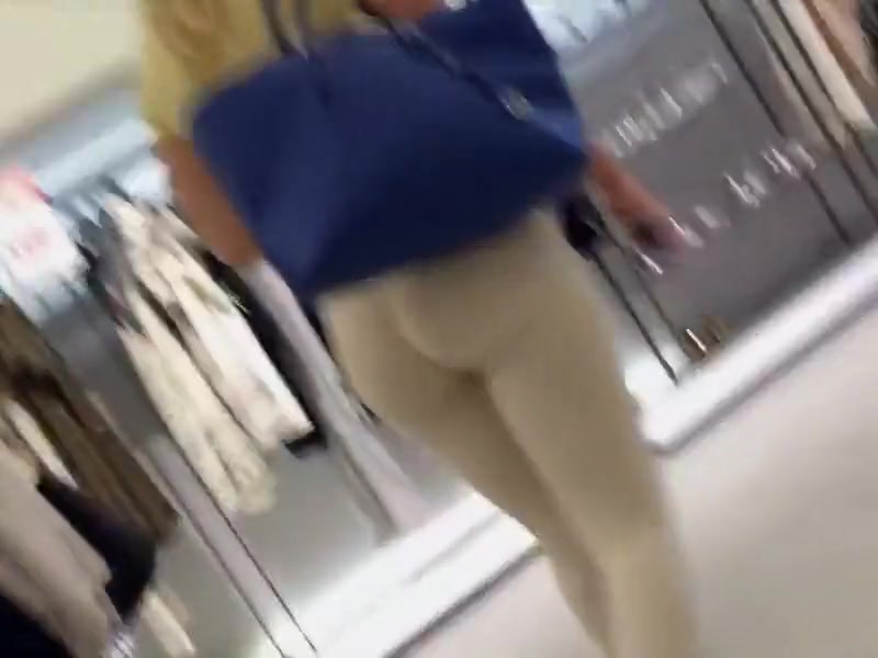 White girl with an ass of a black girl