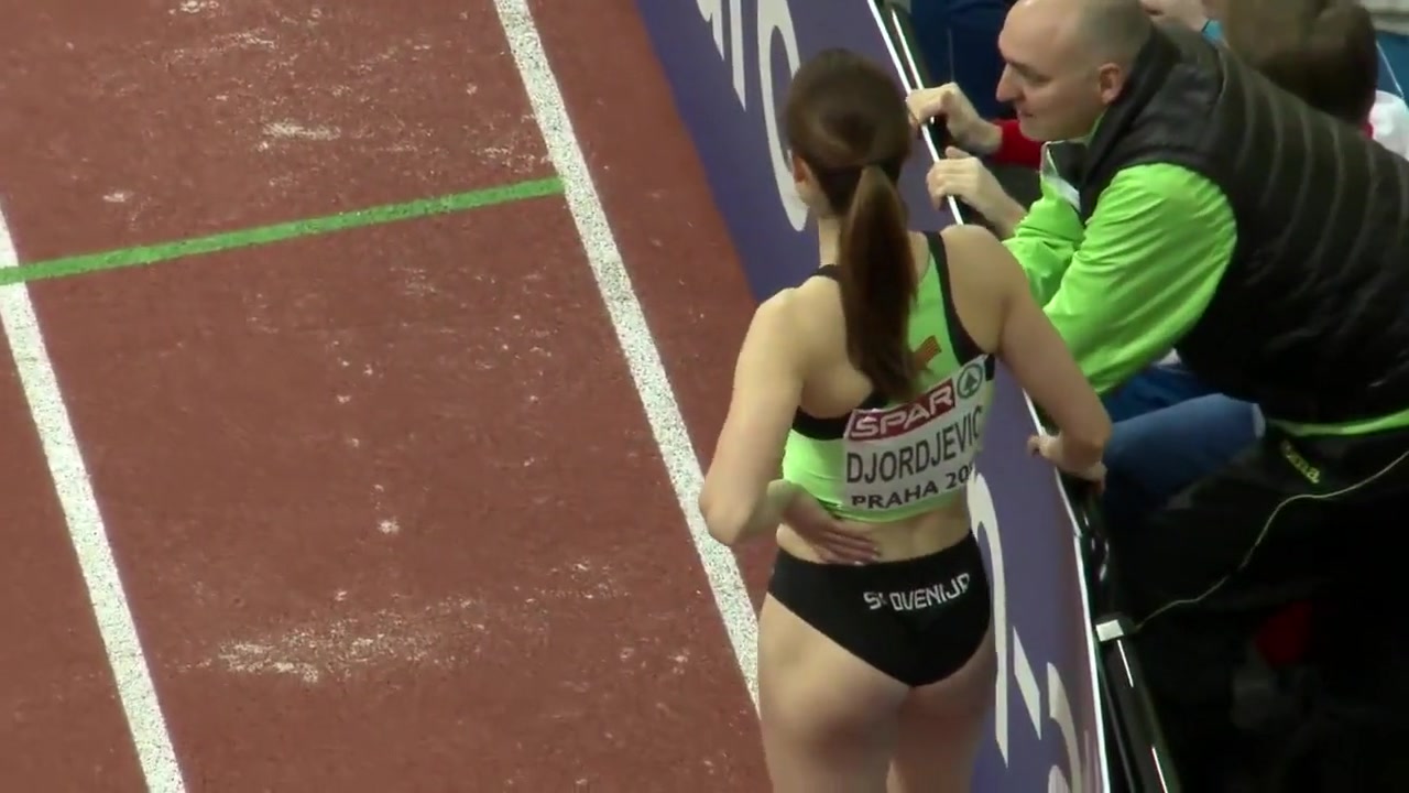 Gorgeous sportswoman from Slovenija enters a long jump competition