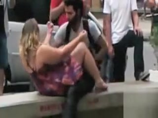Brazilian lovers have public sex on a very busy street