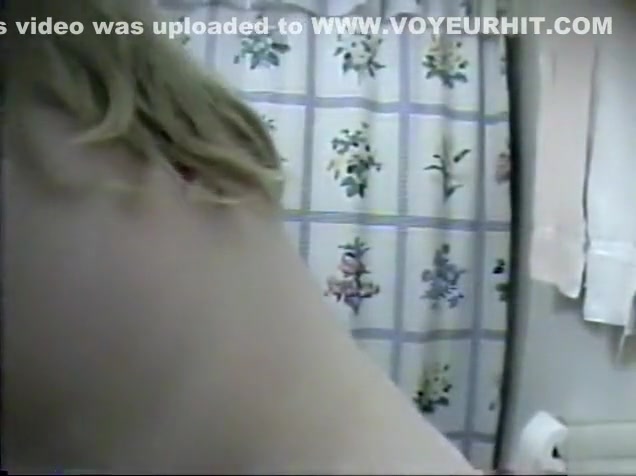 Friend's mom secretly filmed in the bathroom