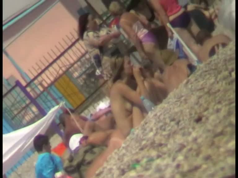 Excellent nude beach voyeur video
