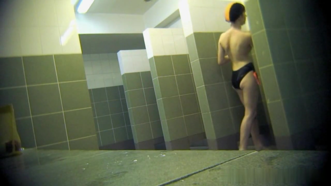 Hot Russian Shower Room Voyeur Video  46