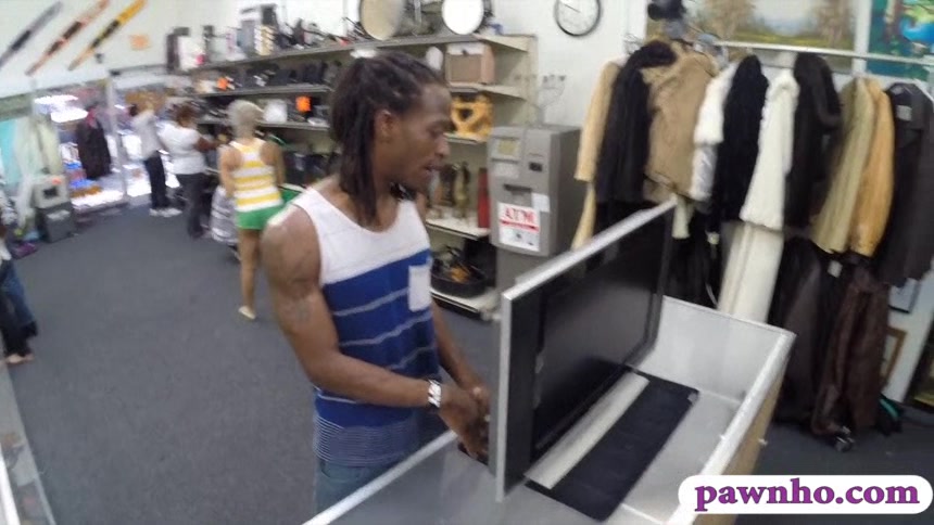 Huge Rack Black Girl Fucked Pawn Guy In His Pawnshop
