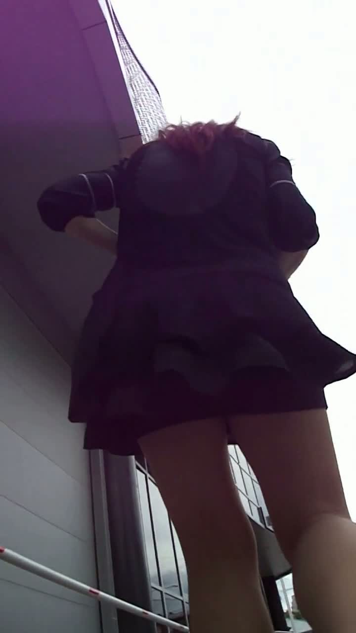 A hot bitch in seductive stockings gets uspkirt videoed