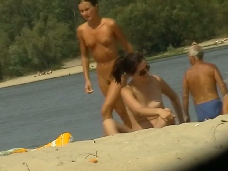 Jiggling titties extravaganza on the nude beach on a sunny day