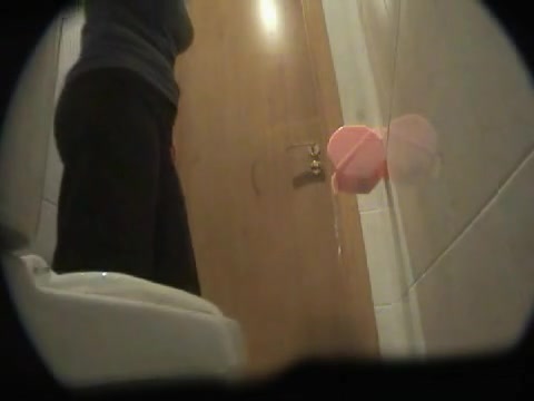 Mature sat pissing on toilet and showed pimpled ass