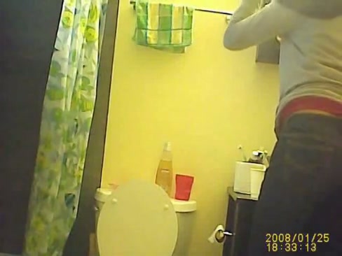 Black girl pissing on toilet has the extra thick pussy hair